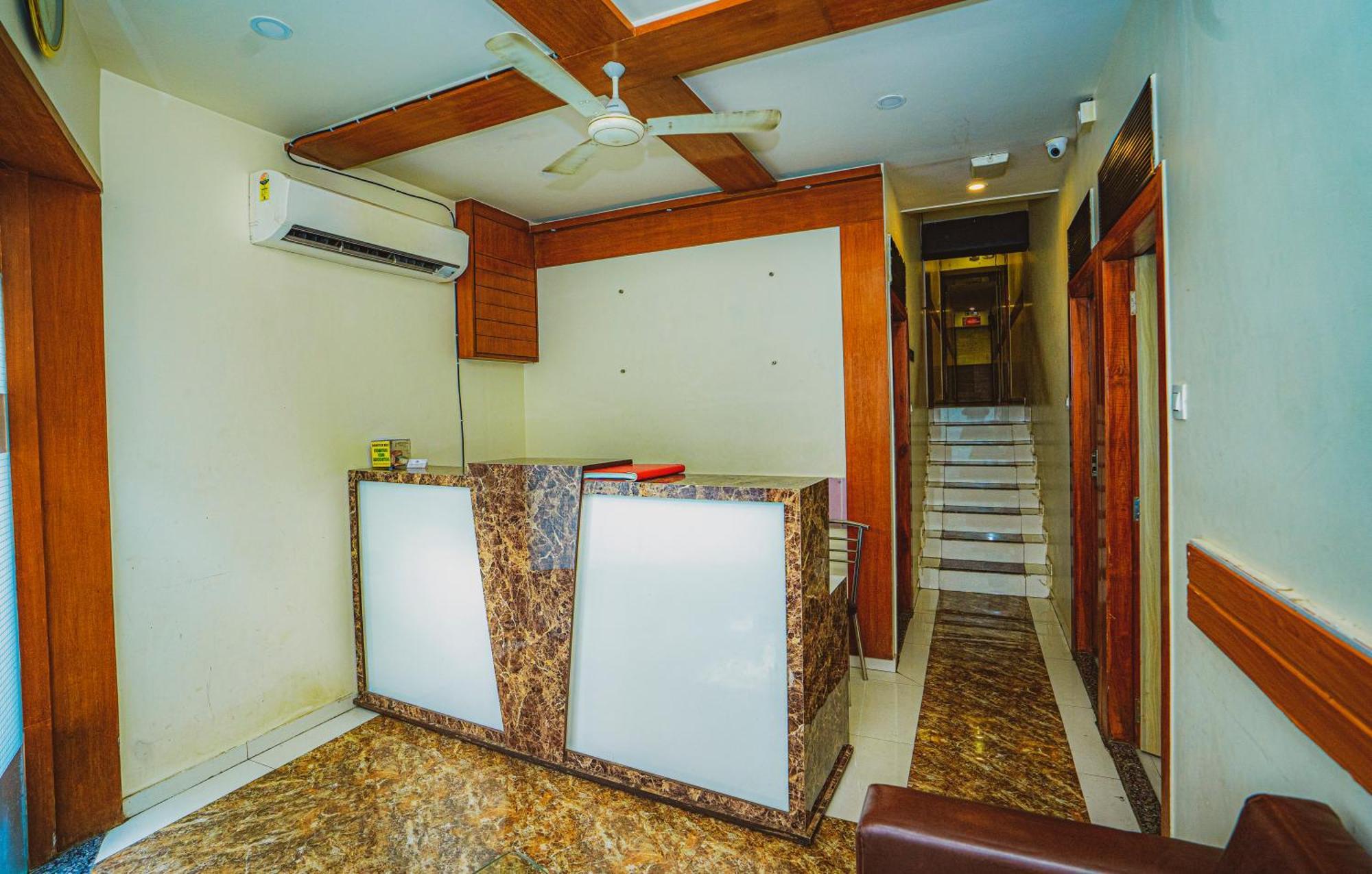 Hotel Hill Park Mumbai  Buitenkant foto