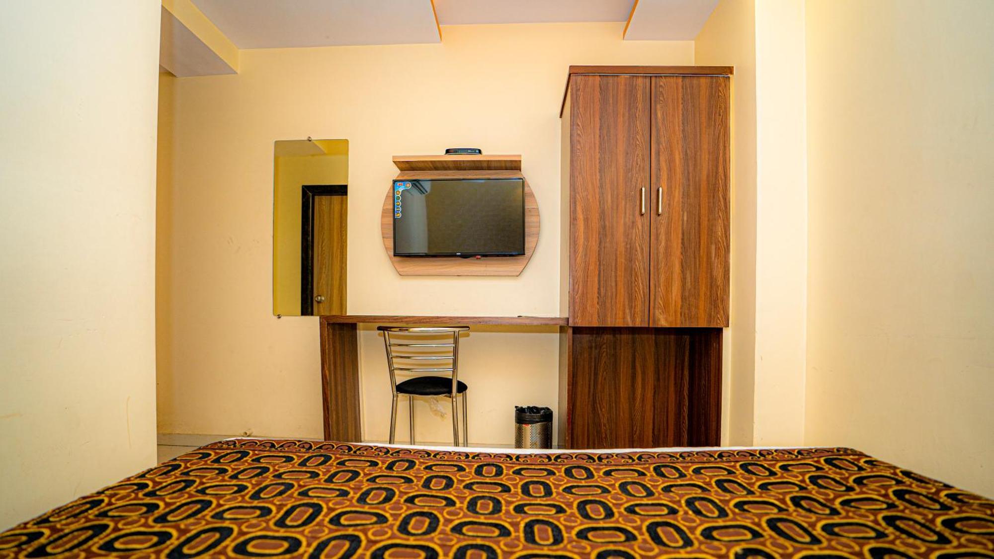 Hotel Hill Park Mumbai  Buitenkant foto